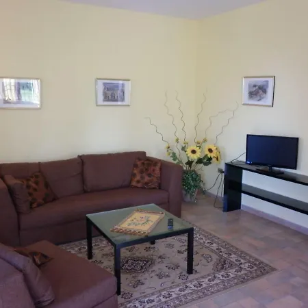 Casa vacanze Jolanda Fratte Rosa