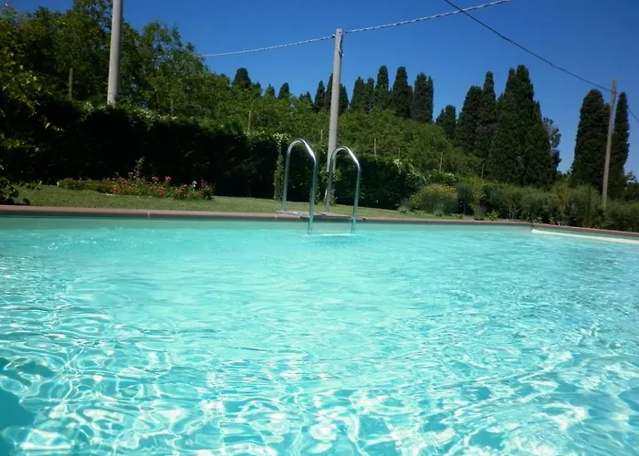 Jolanda Nyaraló Fratte Rosa